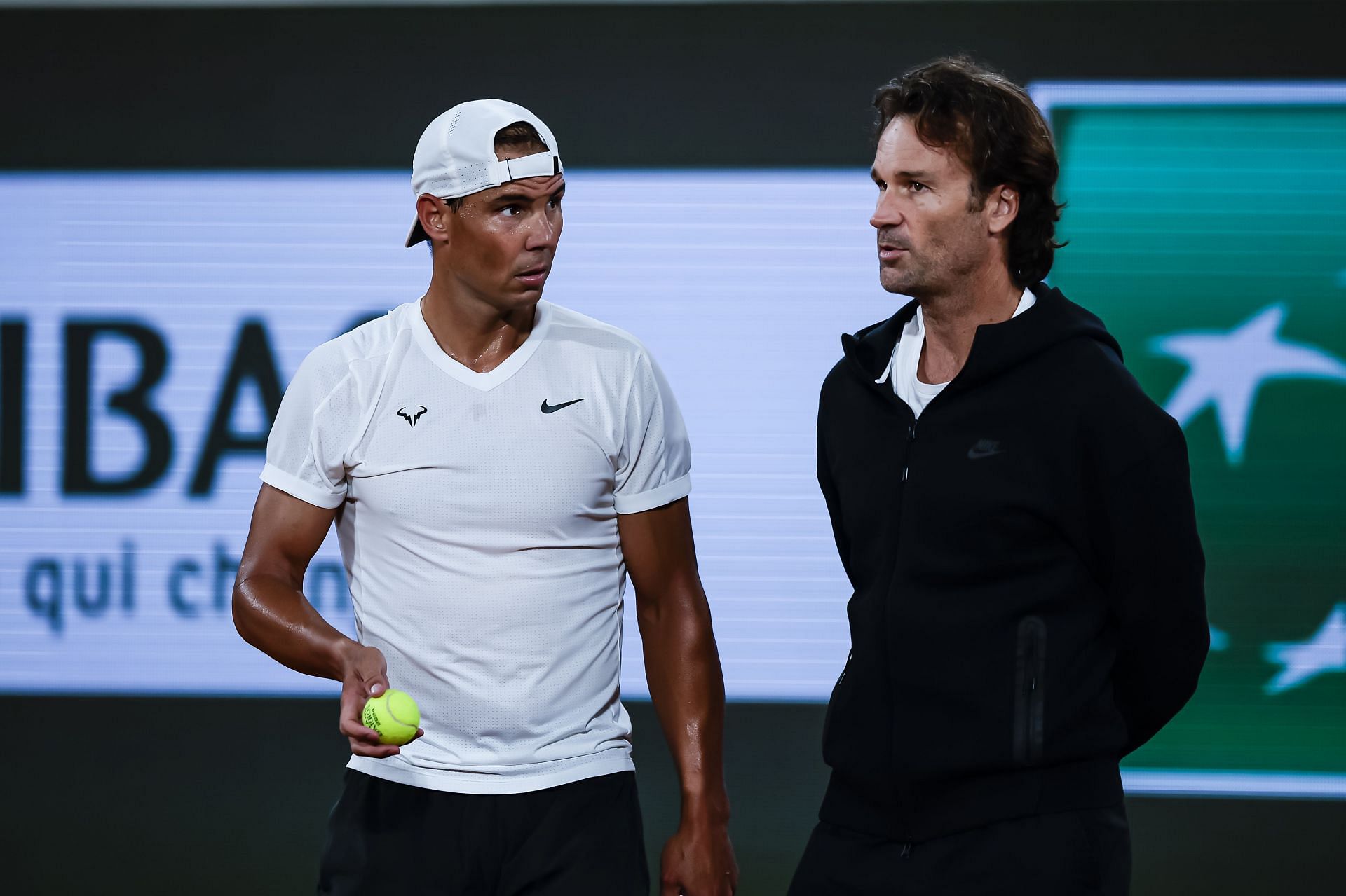 Rafael Nadal (L) with Carlos Moya (R) (Getty)